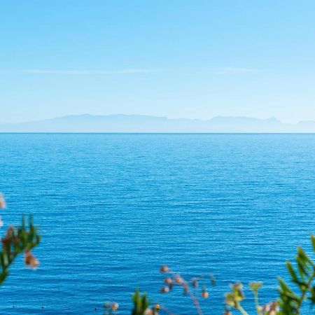 La Nea Beach Apartment Radazul Екстер'єр фото